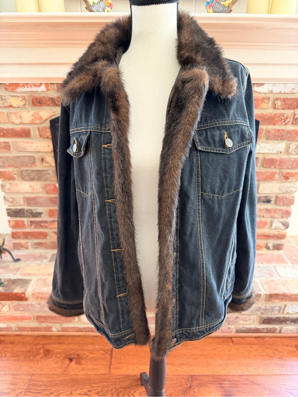 Dennis Basso Dark Blue Denim Jacket with Faux Fur Lining Size Medium